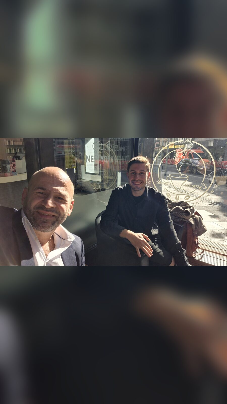 Suat Akyol und Erkin Yilmaz im Espresso Perfetto am Fürstenwall in Düsseldorf